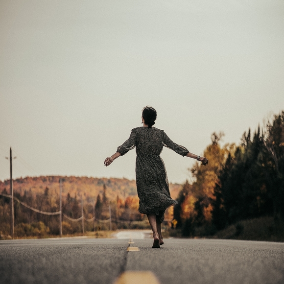 Dress - Picture 3 of 3